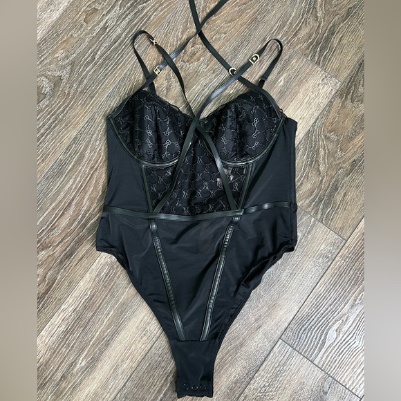 Victoria's Secret Black Strappy Lace Bodysuit - Picture 4 of 14